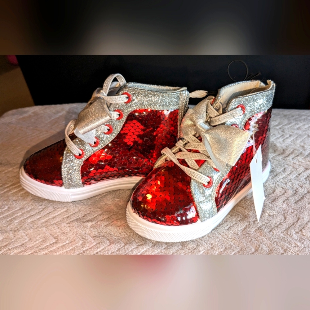 3/$30 NWT Cracker Barrel Exclusive Red Sequin Zip Up High-Top Size 5 Bab…